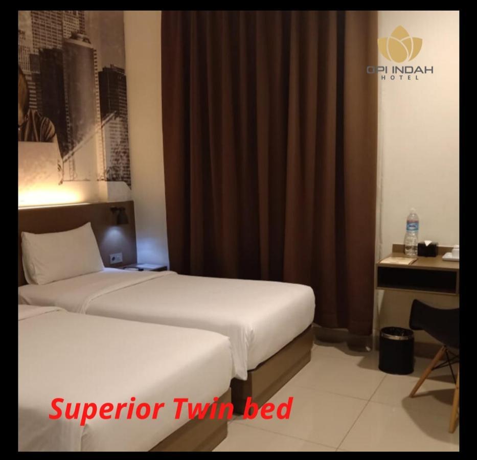 Opi Indah Hotel Palembang Exterior foto