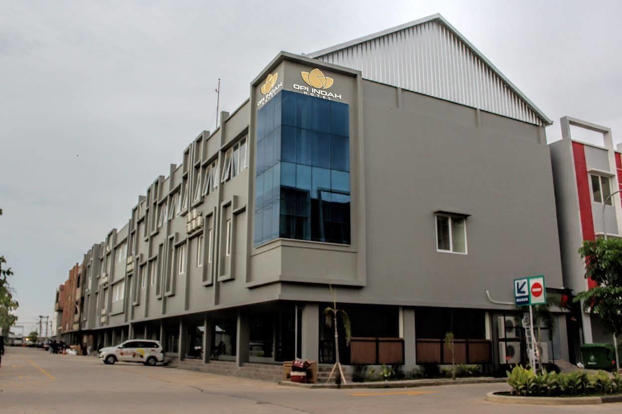 Opi Indah Hotel Palembang Exterior foto
